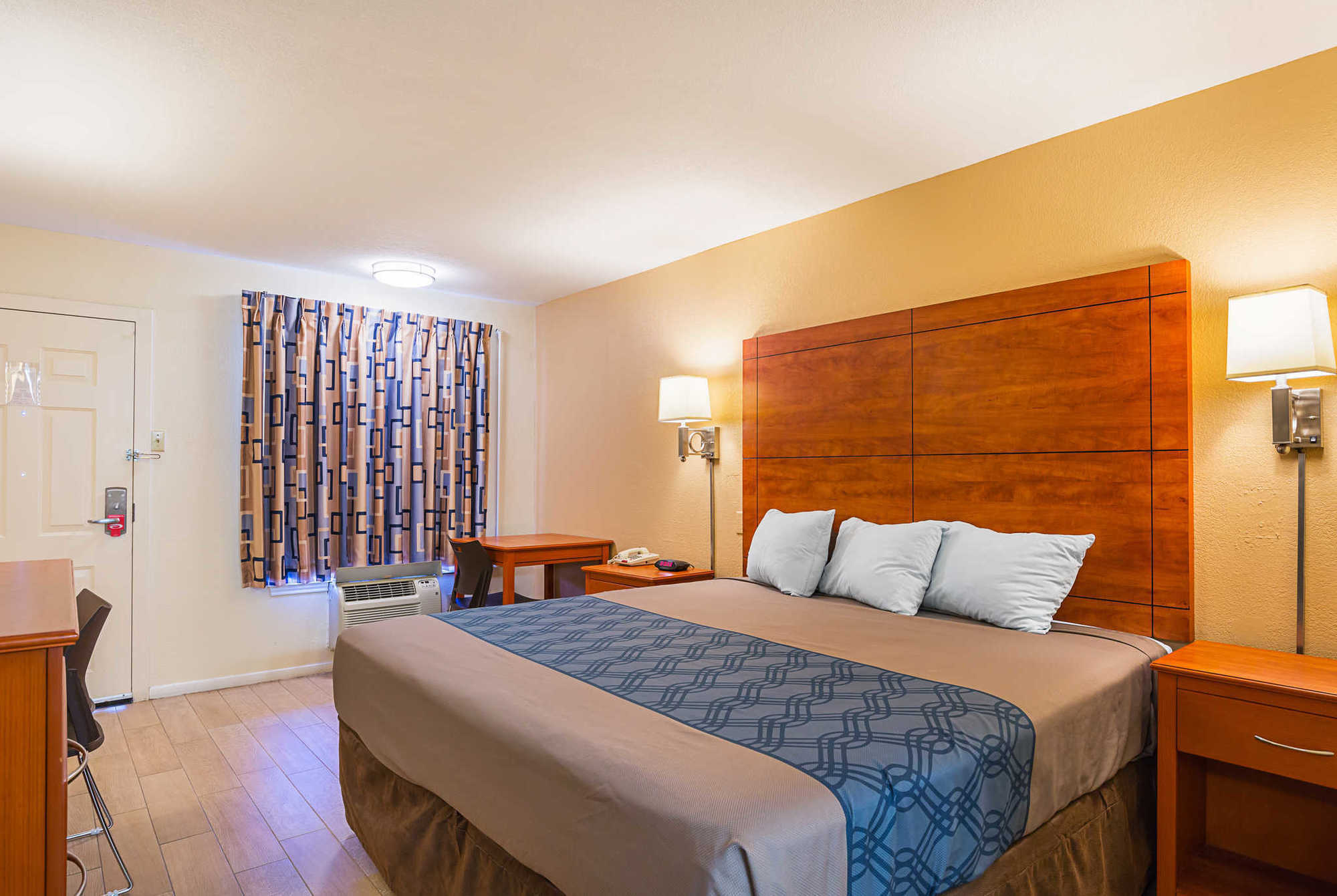 Econo Lodge Huntsville- University Area Værelse billede